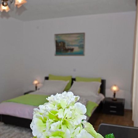 Rooms Leda Vrlika Bagian luar foto