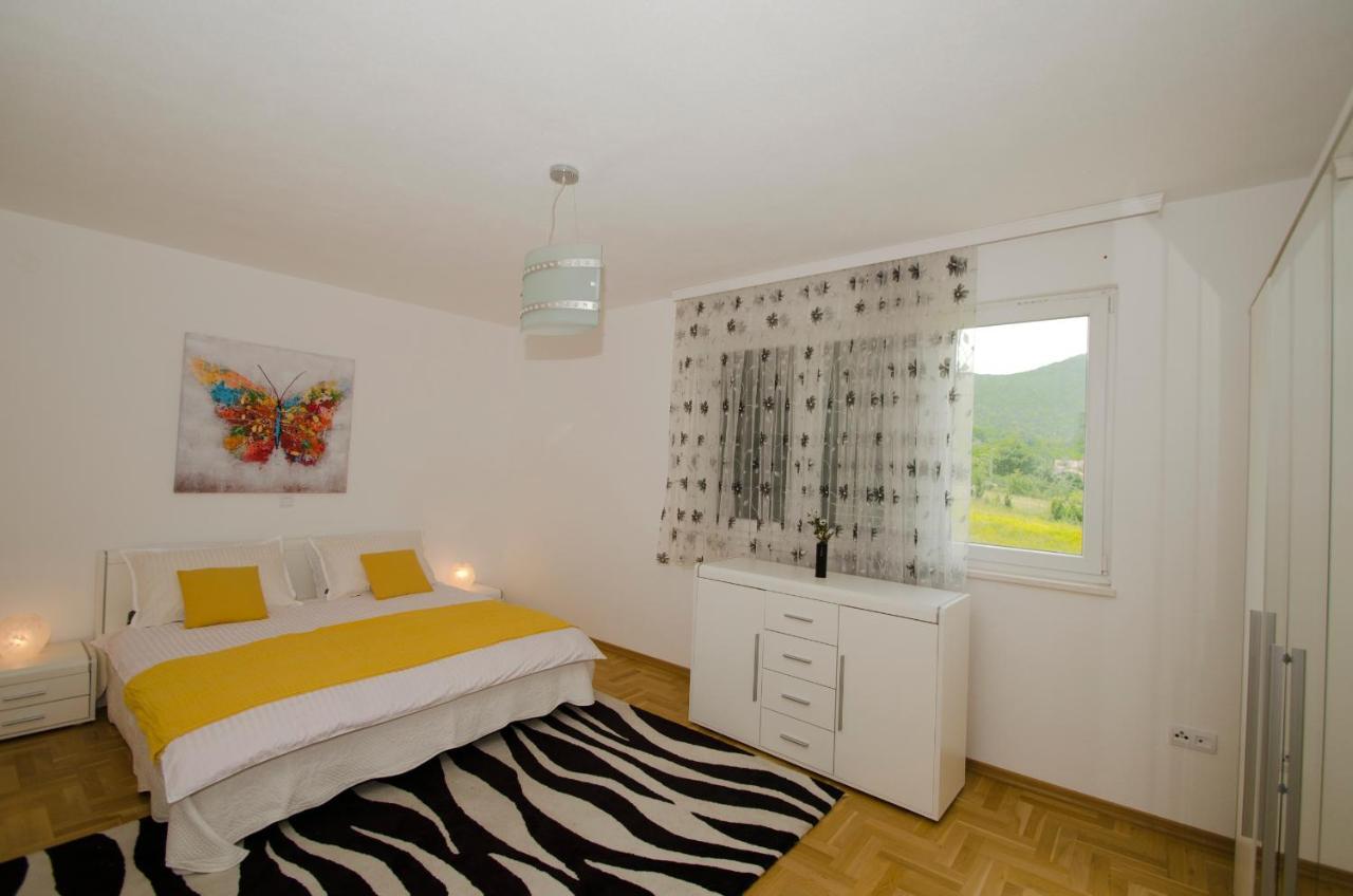Rooms Leda Vrlika Bagian luar foto