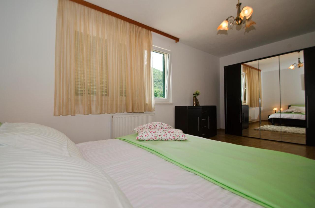 Rooms Leda Vrlika Bagian luar foto