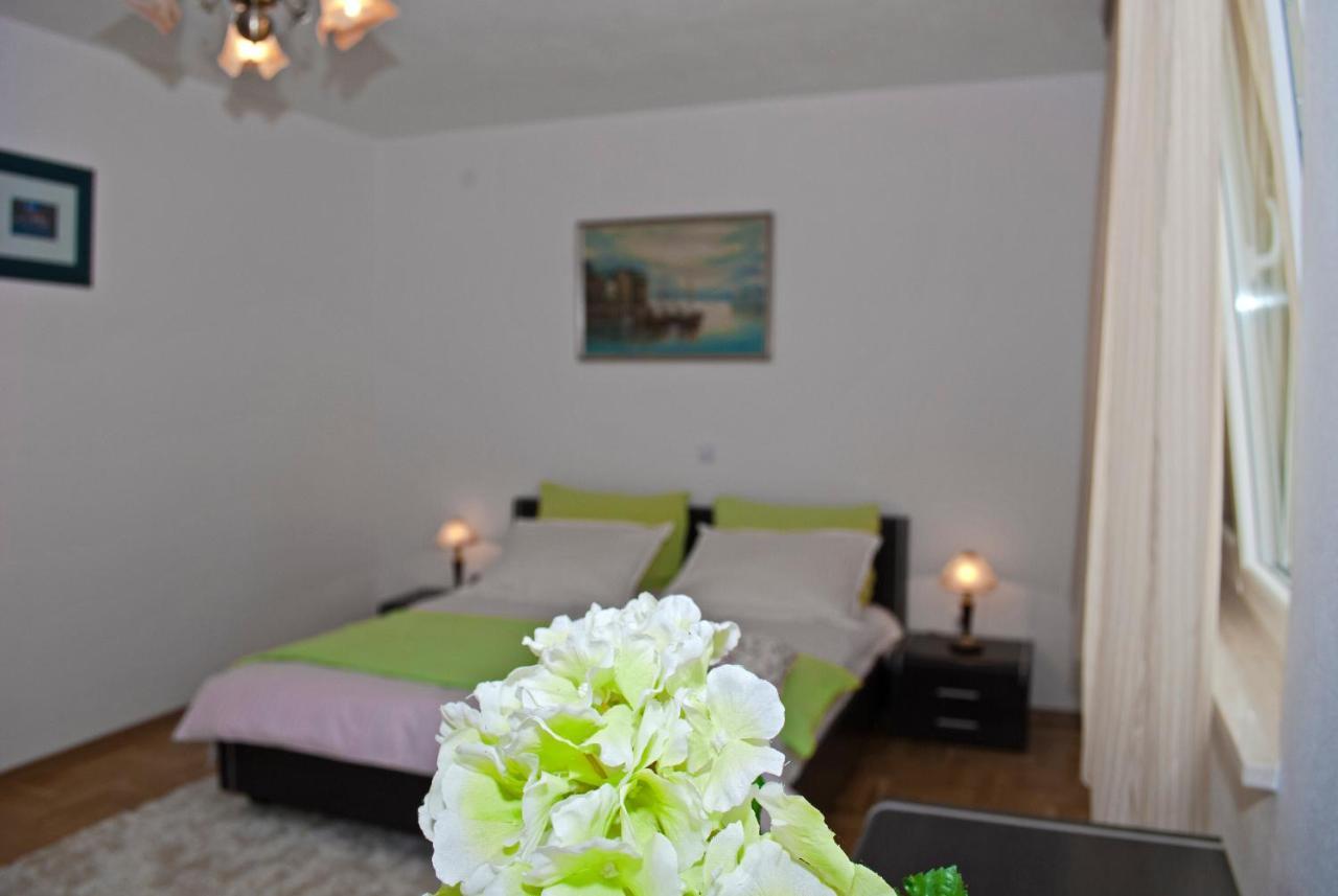 Rooms Leda Vrlika Bagian luar foto